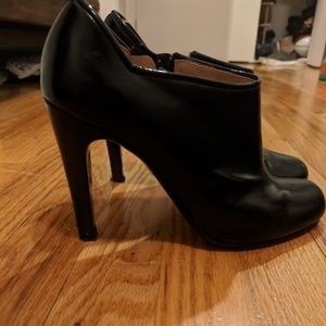 Marc Jacobs black leather bootie, size 7
